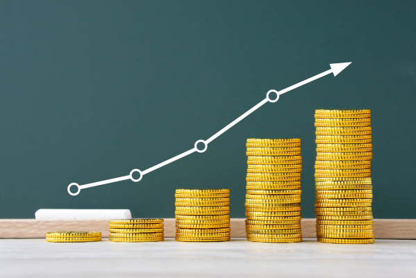 前3季高低薪差5年最低 製造業加班10年最高