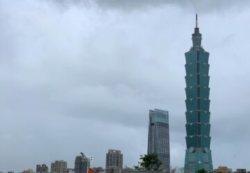 中小企業就業人數續增 製造業占比最高 受僱者漸趨中高齡 外籍移工成長幅度較大。圖／Unsplash