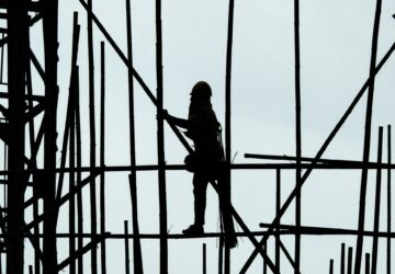 寒流來襲 低溫作業應採取必要安全措施。圖／Unsplash