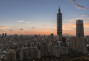 可支配所得隨經濟成長穩定增加 去年第4季房貸負擔率近2年首反轉。圖／Unsplash