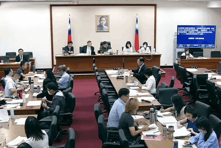 攬才專法初審通過 畢業僑外生可工作 頂大標準再鬆綁 排名前1,500免經驗。圖／國會議事轉播