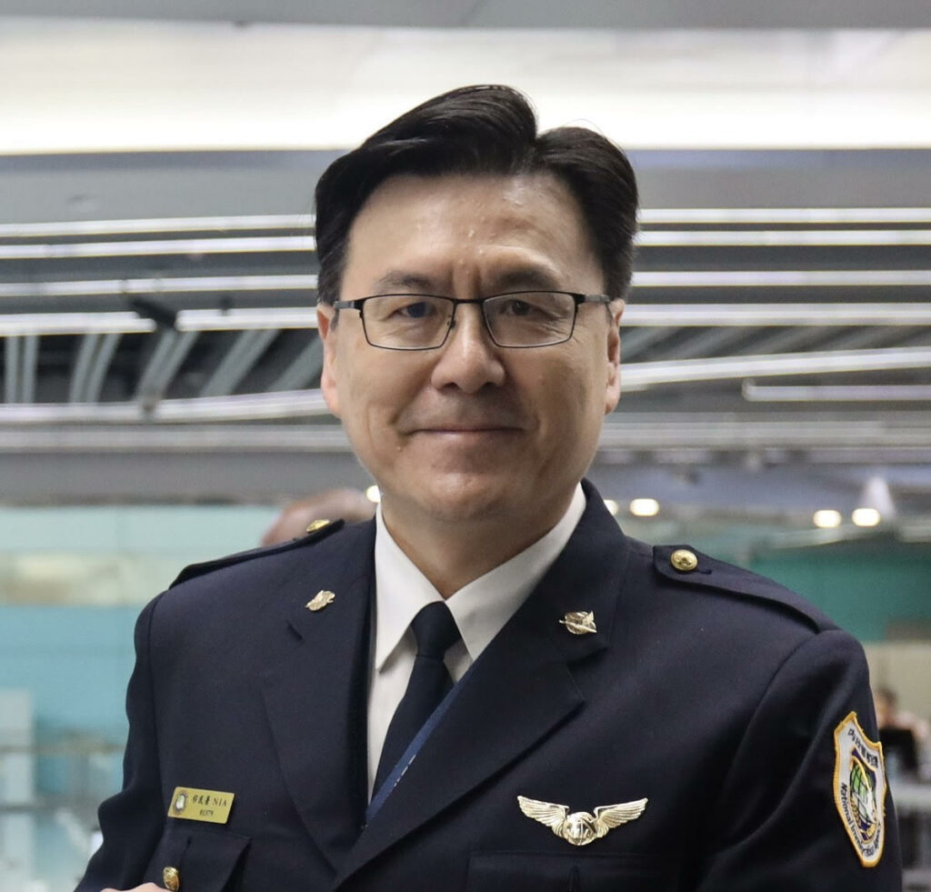 林澤謙於國境事務大隊擔任大隊長期間,致力維護國境安全,並兼顧為民服務與效能,打造高效率、智慧化的旅客通關服務。圖/移民署