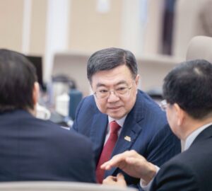 減緩缺工壓力 引導企業轉型智慧應用行政院經發會顧問會議 聚焦人才延攬