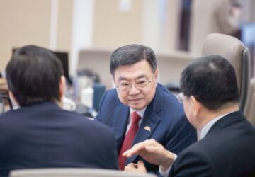 減緩缺工壓力 引導企業轉型智慧應用行政院經發會顧問會議 聚焦人才延攬