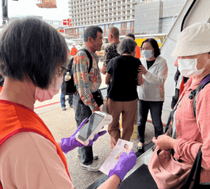 客船登船實名制8月4日上路 民眾乘船務必攜帶個人身分證件以便核對。圖／交通部