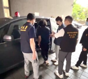 護照被扣魂斷異鄉 移民署破獲跨國應召集團 檢方起訴3名主嫌。圖／移民署