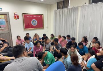 移民署查獲宜蘭泰籍非法仲介集團 逮近60人逾期停留非法從事農作、清潔、營造派遣工作。圖／移民署