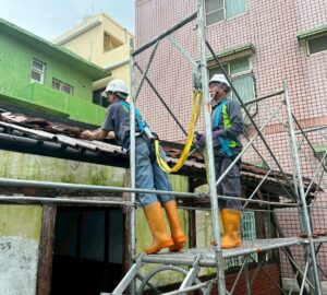 災後修繕減稅鬆綁 無償認養弱勢戶廠商免填申請書