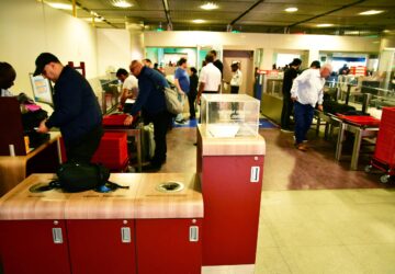 機場手檢區竟非強制 立委要求補破網