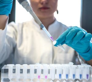 中秋烤肉增腸道負擔 國健署提醒定期大腸癌篩檢可降40%死亡率。圖／Unsplash