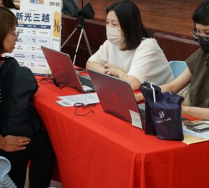 中市府協助新光三越開業補人力 10/14舉辦聯合徵才釋出百職缺。圖／臺中市政府