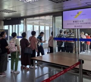 「金門-汶萊」國際包機首航 金門民眾直飛汶萊免轉機。圖／移民署