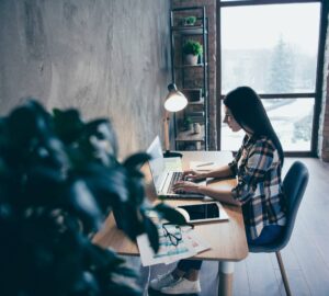 減班休息435家 7成僱用安定措施產業