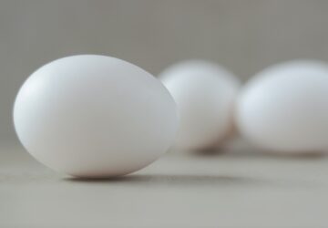 雞蛋驗出有「芬普尼」殘留 食藥署教民眾辨識。圖/Unsplash