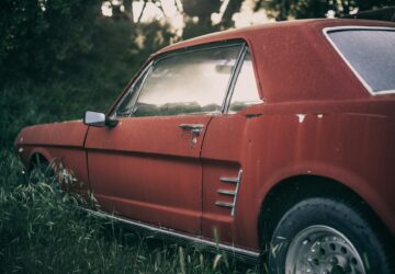 買新車報廢舊汽機車 最高可享退還貨物稅10萬元。圖／Unsplash