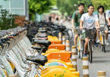 ไต้หวันเริ่มโครงการนำร่อง: นักเรียนหลักสูตร EMI สมัคร 4 มหาวิทยาลัยสหรัฐฯ โดยไม่ต้องใช้ TOEFL. photo/Unsplash