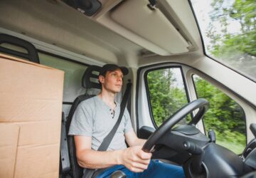 大貨車駕駛時數擬比照客運納管工會批評缺配套恐加劇缺工循環