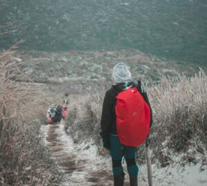 ความเสี่ยงจากอุณหภูมิต่ำและหิมะตกเพิ่มสูงขึ้น สำนักงานดับเพลิงเตือนเรื่องความปลอดภัยในการปีนเขา. photo/Unsplash