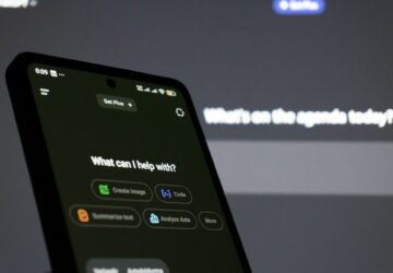 擴大輔導補助 促進服務業AI應用升級。圖／Unsplash