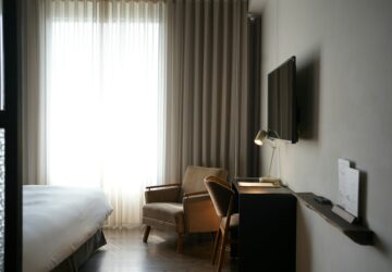 คู่มือปี 2026: วิธีสมัคร งานโรงแรมไต้หวัน จากต่างประเทศ (แรงงานฝีมือต่างชาติ). photo/Unsplash