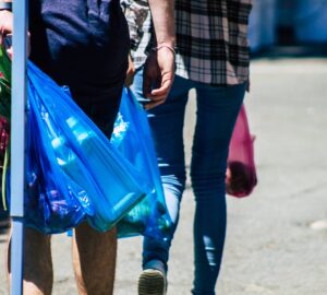 塑膠之亂農民受苦 立委籲政府協助