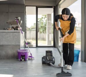 家庭幫傭新制上路 審查程序因地而異