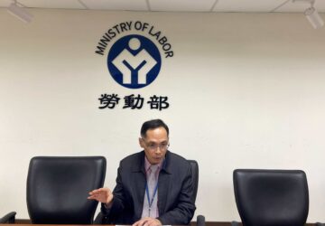 禁止雇主、仲介保管證件 移工也適用