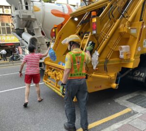 How to Check Garbage Truck Schedule? A Simple Guide - Taipei City. photo/Taipei City Government
