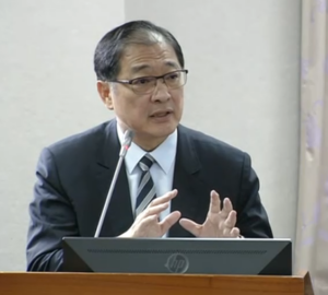 驗毒駕靠唾液快篩立委憂證據力不足 鄭銘謙：快速機制驗尿、提其他佐證。圖／立法院議事轉播