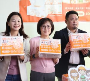 提升外國人諮詢中心人員待遇 洪申翰認同將盤點