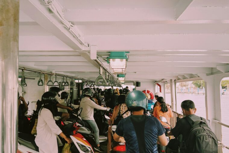 อย่าแค่ส่งมอบกุญแจ: โอนกรรมสิทธิ์รถของคุณก่อนเดินทางออกจากไต้หวัน. photo/Unsplash