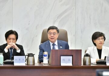 卓揆：強化非法仲介查緝及金流追查精進各項移工管理 降低失聯誘因