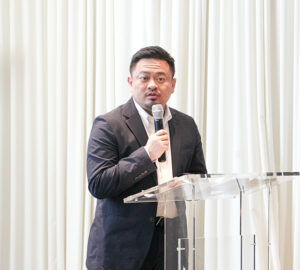9月赴南京參加APEC部長會議