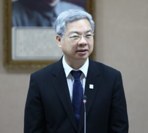 最低工資再漲？中小微經營成本增龔明鑫：產業有困難 經濟部定協助