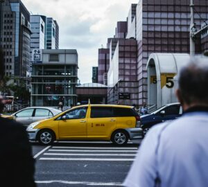 คู่มือว่าด้วยการทำผิดกฎจราจรและใบสั่งในไต้หวัน. photo/Unsplash